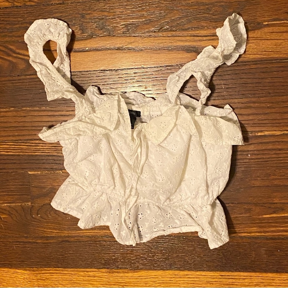 F21 White Cotton Ruffle Sleeve Embroidered Crop Top - Picture 2 of 6
